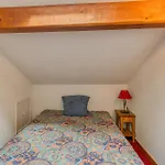 Les Lys Oranges Apartment