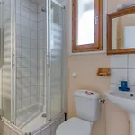 Les Lys Oranges Apartment *