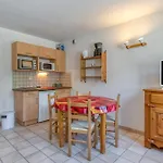 Les Lys Oranges Apartment