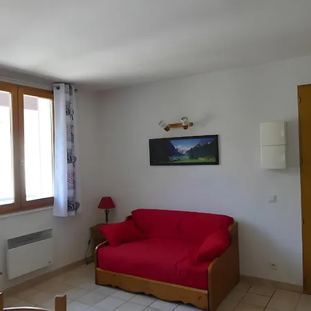 Les Lys Oranges Apartment *