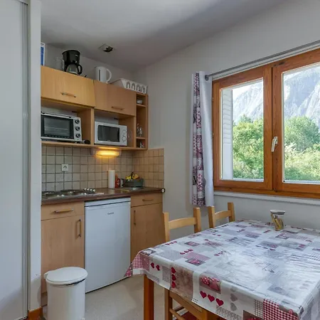 Les Lys Oranges Appartement *